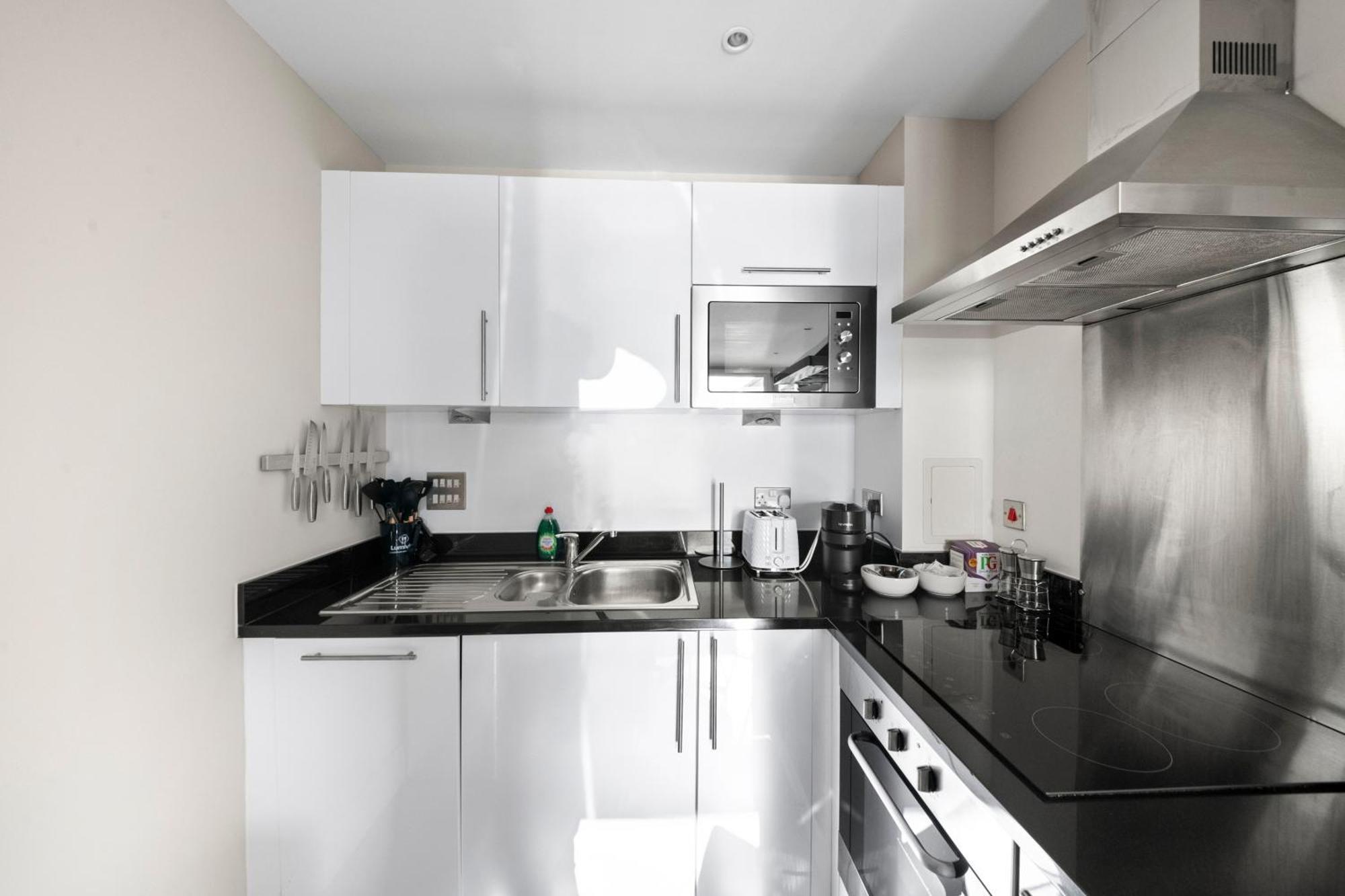 Londwell, Canary Wharf Skyline Balcony Suite Londen Buitenkant foto